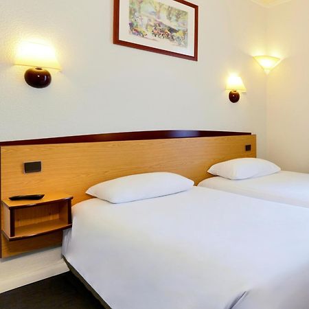 Campanile Livry-Gargan Hotell Exteriör bild