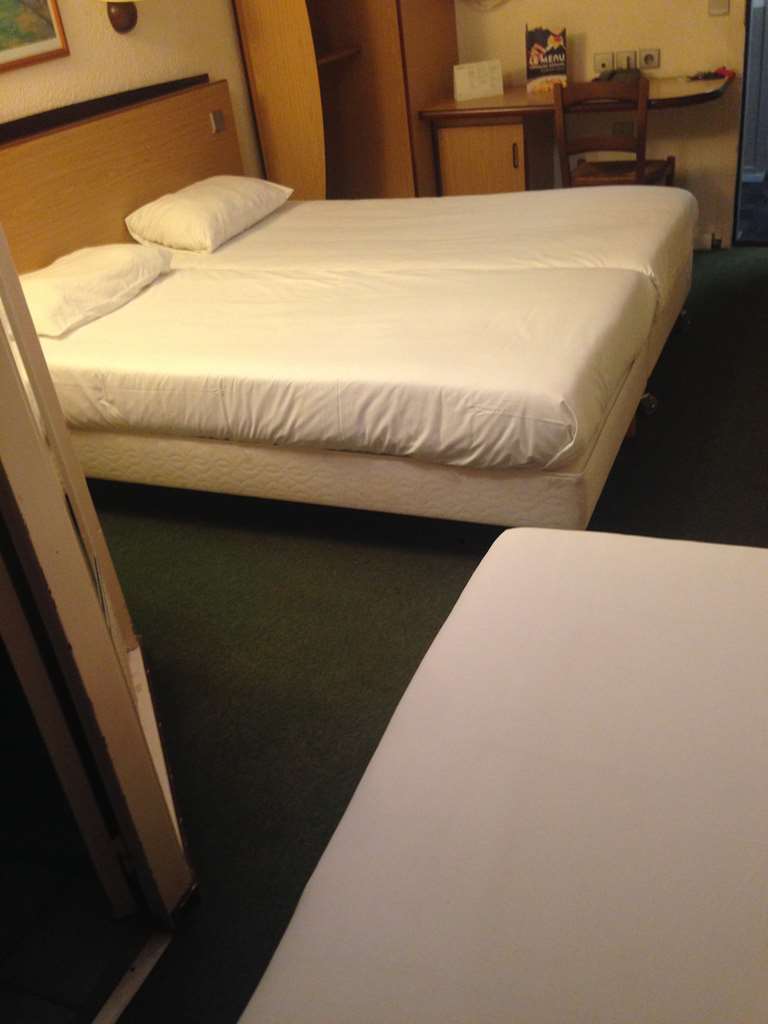 Campanile Livry-Gargan Hotell Rum bild