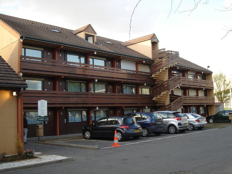 Campanile Livry-Gargan Hotell Exteriör bild