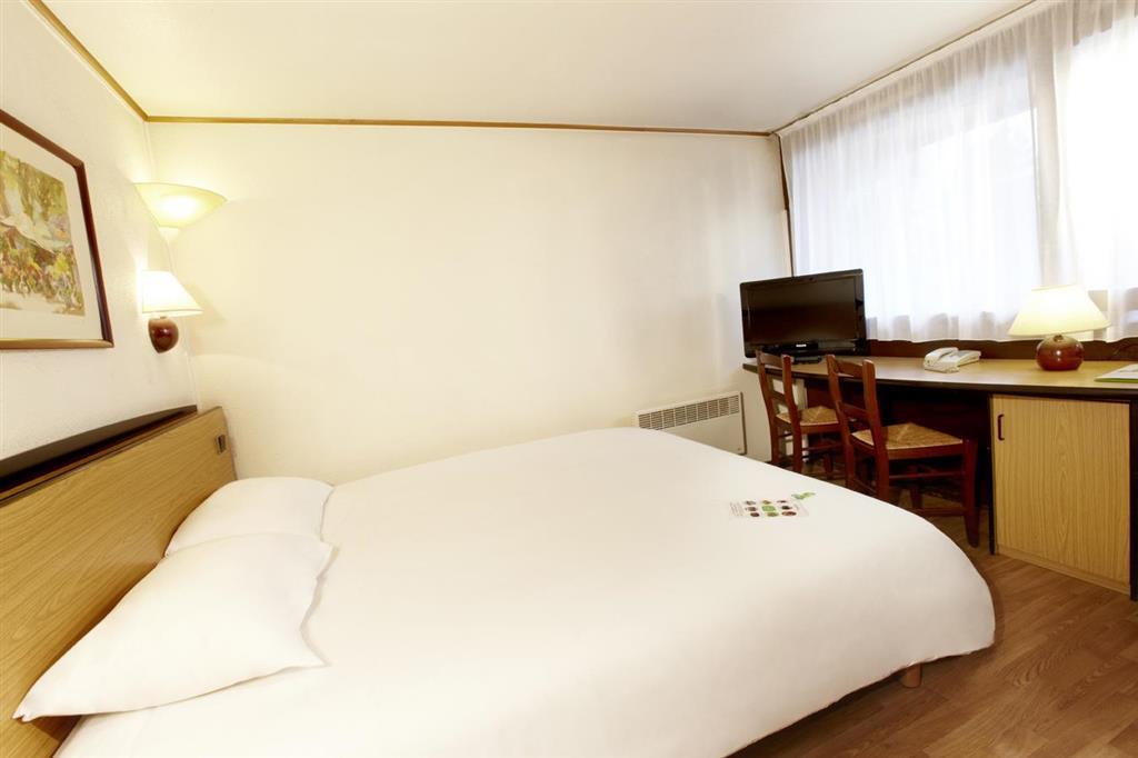 Campanile Livry-Gargan Hotell Exteriör bild